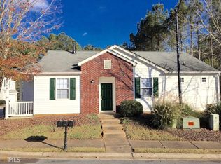 500 W Oaks Dr, Woodstock, GA 30188