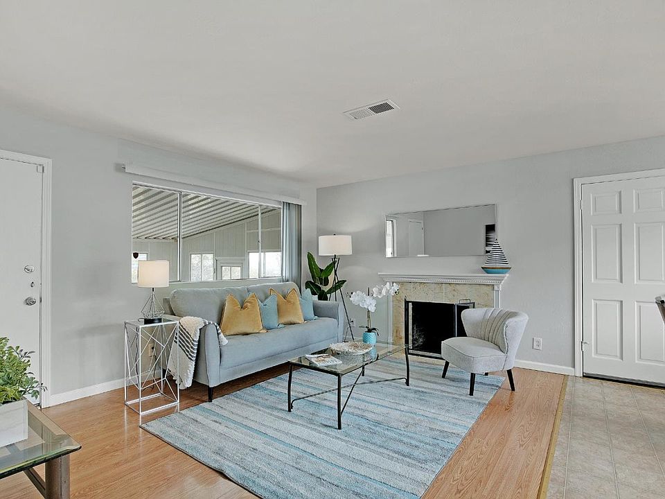 1st image of 103 Pecks Ln