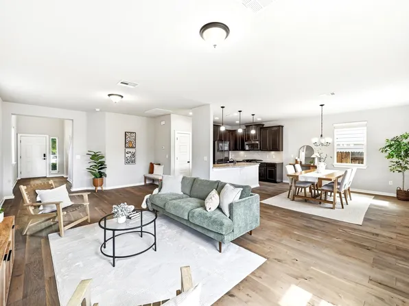 5305 Daimler Dr, Austin, TX 78744