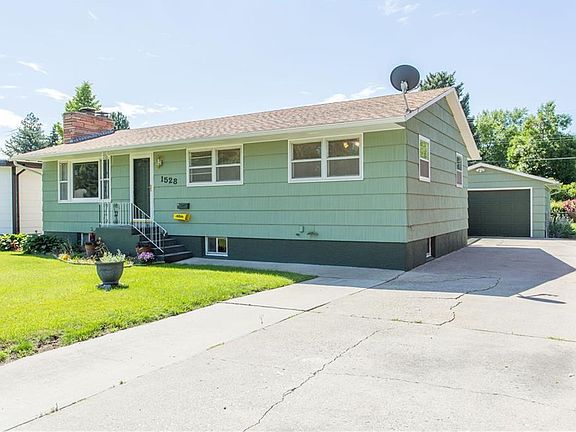 2nd image of 1528 Parkhill Dr