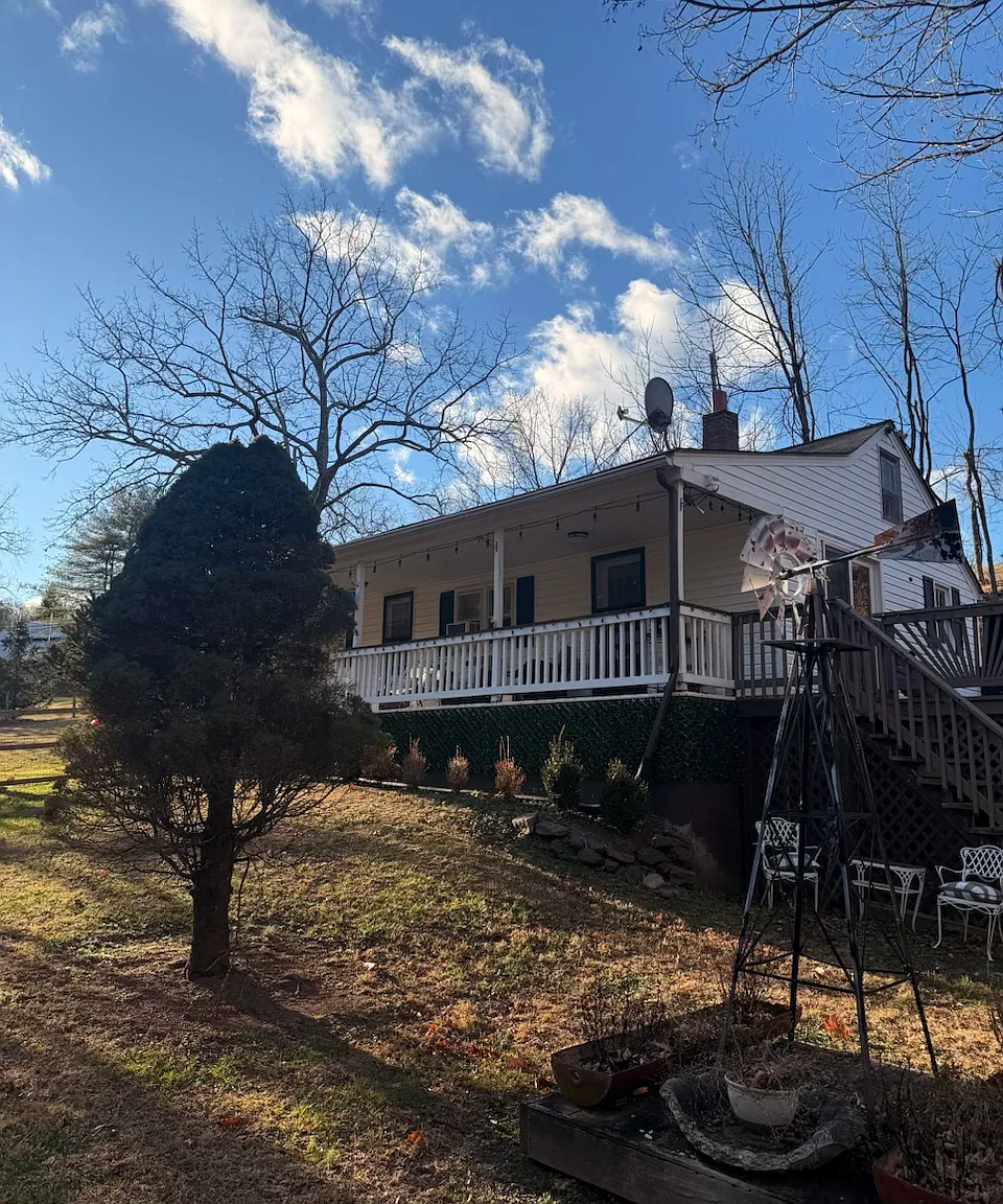 74 Red Cliff Rd — Photo 1