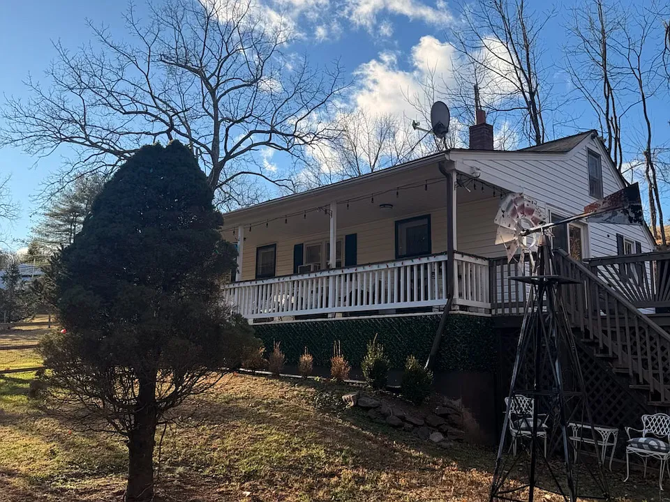 74 Red Cliff Rd