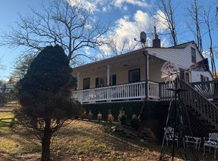 74 Red Cliff Rd, Upper Black Eddy, PA 18972