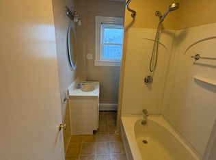 59 Oxford St #3, Fall River, MA 02721
