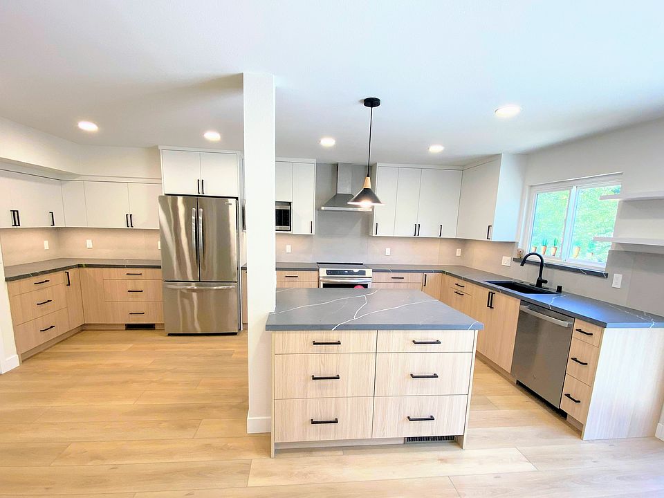Newly renovated modern/Japandi kitchen with all new stainless steel appliances
