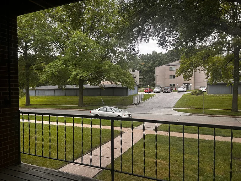 210 Haywood Dr #210 — Photo 16