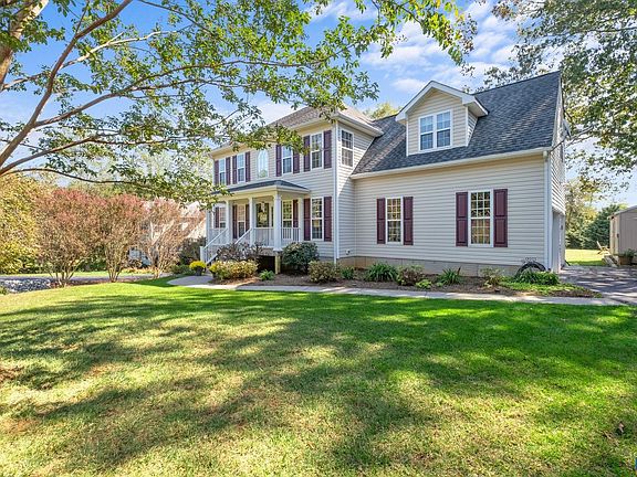 2nd image of 254 Southridge Dr
