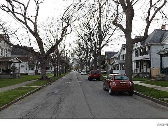 2nd image of 2254 Whitney Ave