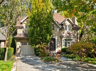 4 Reigate Rd, Toronto, ON M9A2Y2