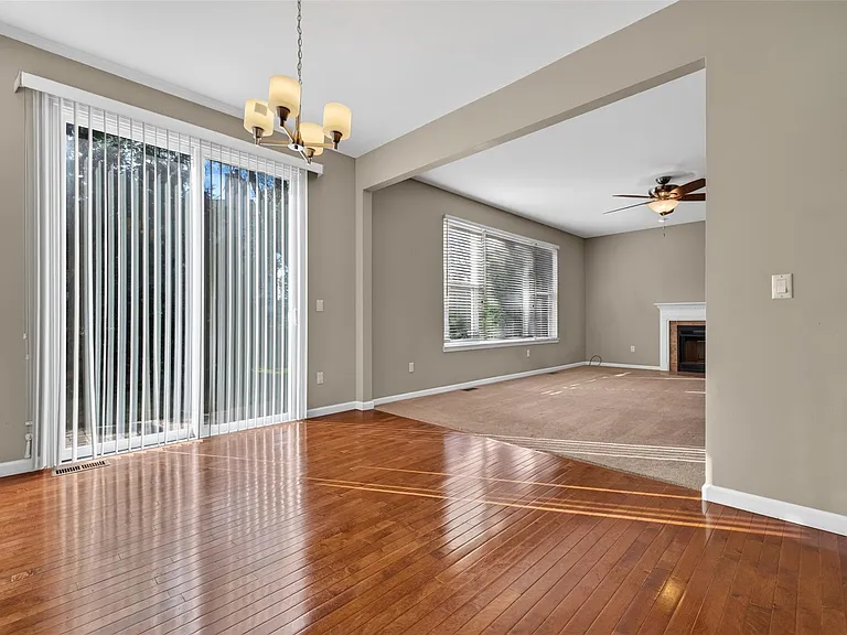 699 Bay Pointe Dr — Photo 15