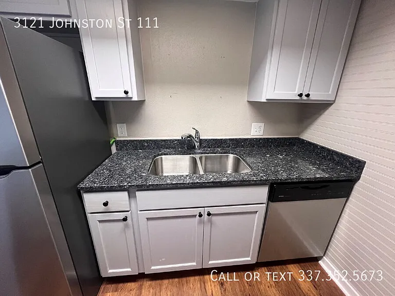 3121 Johnston St #111 — Photo 7