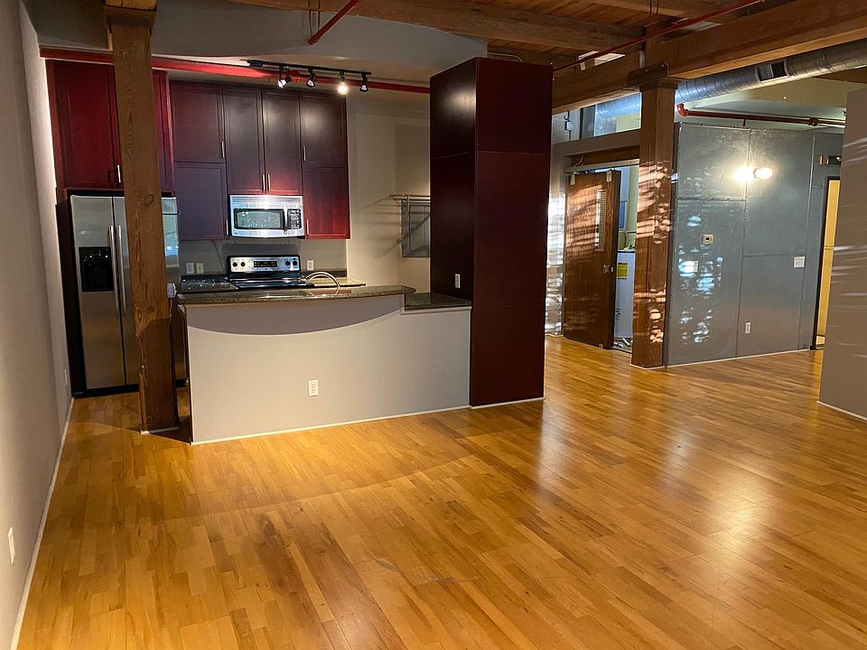 1st image of 533 Columbia Ave APT 159