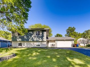2986 Bartelmy Ln, Saint Paul, MN 55109