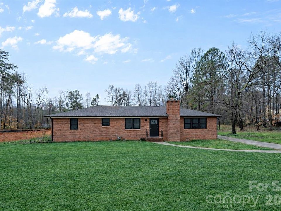 1st image of 326 Neal Dr
