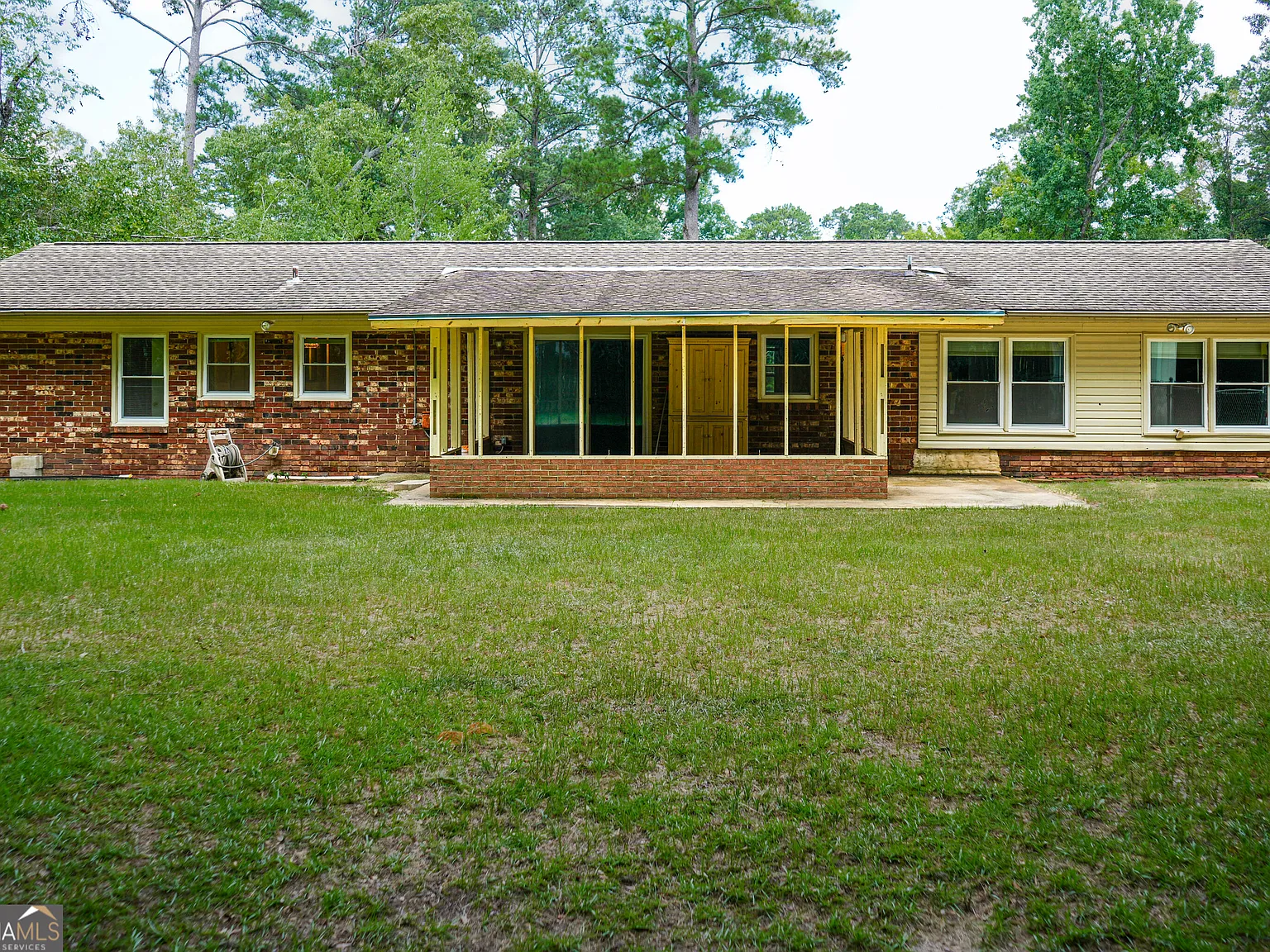 3 bed, 2.0 bath, 1744 sqft, $1,650 — Photo 4