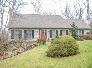 37 Miller Ave, Granville, OH
