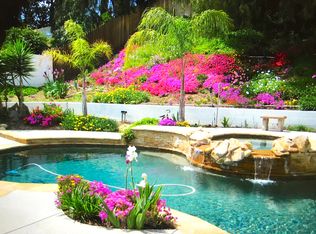 829 N Greenbriar Ave, Simi Valley, CA 93065