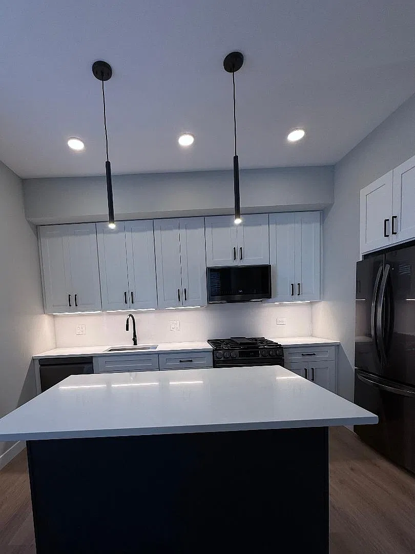 2412 W. Belden Avenue — Photo 3