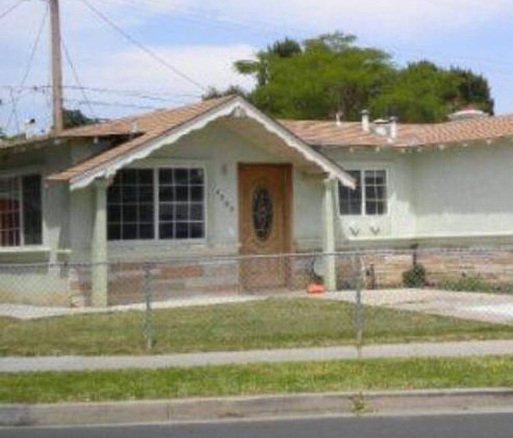 1st image of 4293 Santa Susana Way