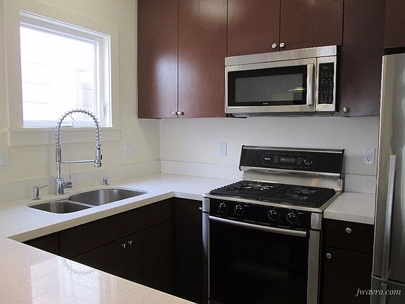 4th image of 1242 22nd Ave #1