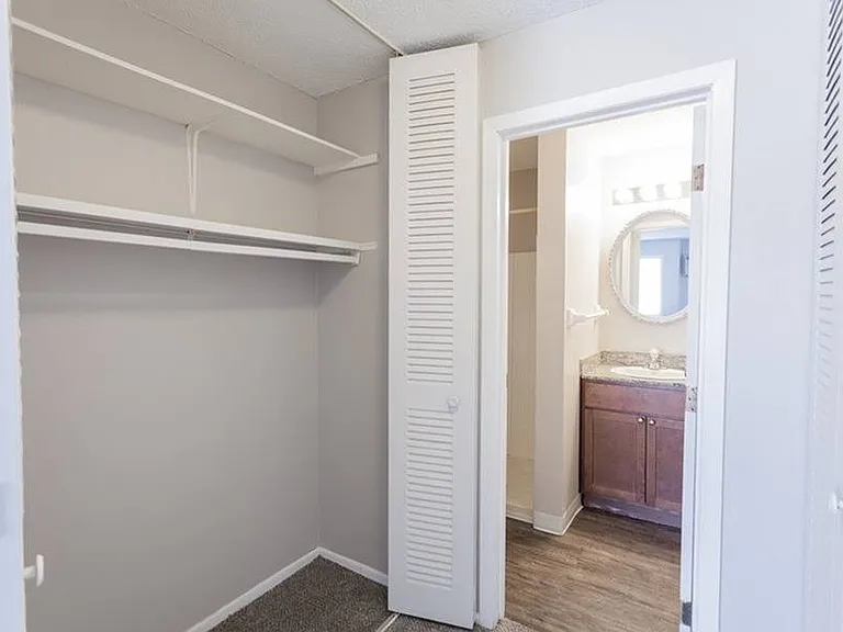 P2 Hallway closet