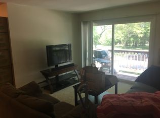 250 N Carter St UNIT 201, Palatine, IL 60067