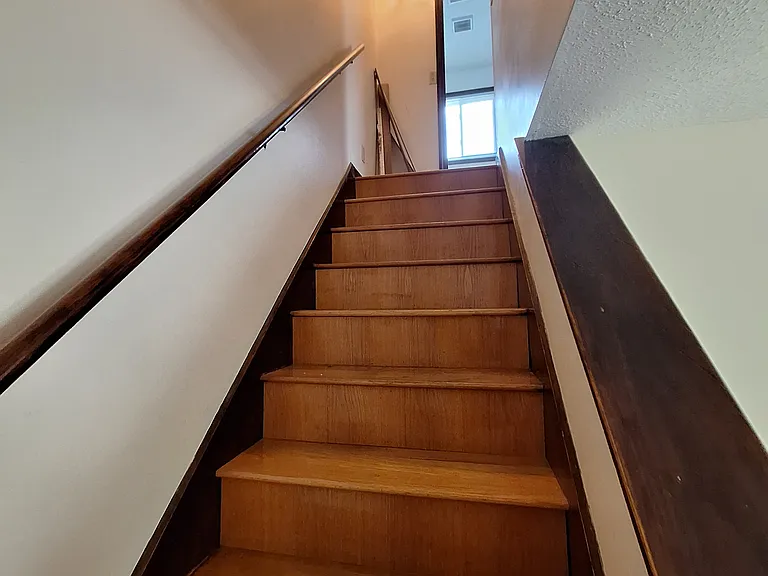 91 N Main St — Photo 8