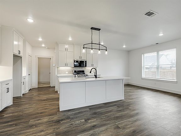 3rd image of 2520 Honor Ct