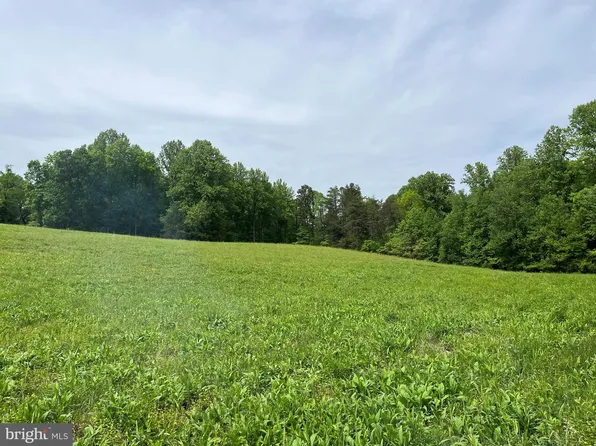 2 Slate Mills Rd, Boston, VA 22713