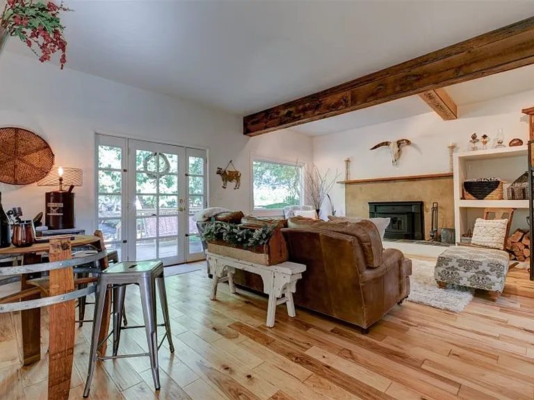 20600 NW Kings Grade Rd — Photo 27