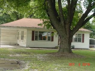 2905 N 26th St, Decatur, IL 62526