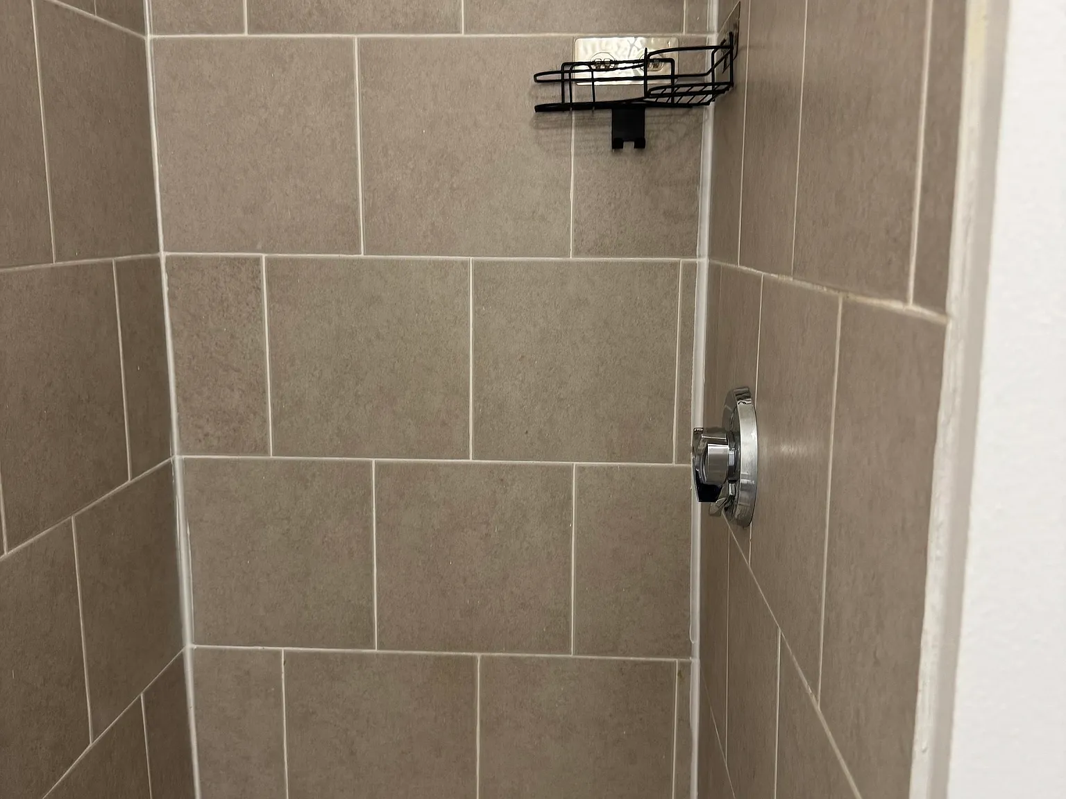 1 bed, 1.0 bath, 500 sqft, $1,025 — Photo 2