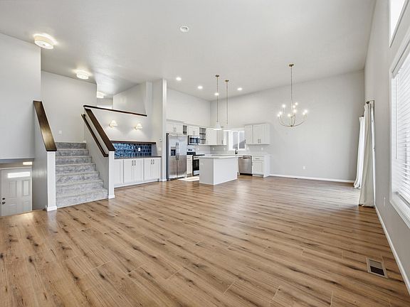 4th image of 1462 68th Ave S