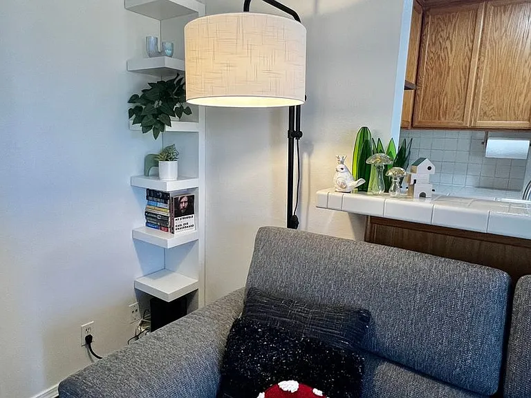 Lincoln Avenue Apartments — Photo 6