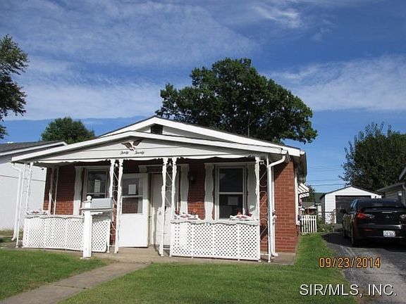 2nd image of 3020 Marshall Ave