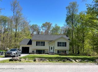 3630 Cedar Ln, Tobyhanna, PA 18466