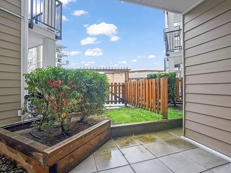 20686 Eastleigh Cres #107 — Photo 22