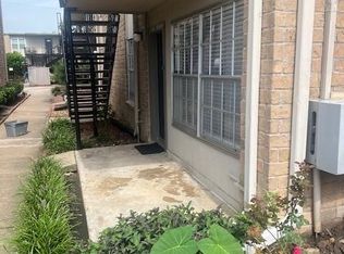5550 N Braeswood Blvd APT 32, Houston, TX 77096