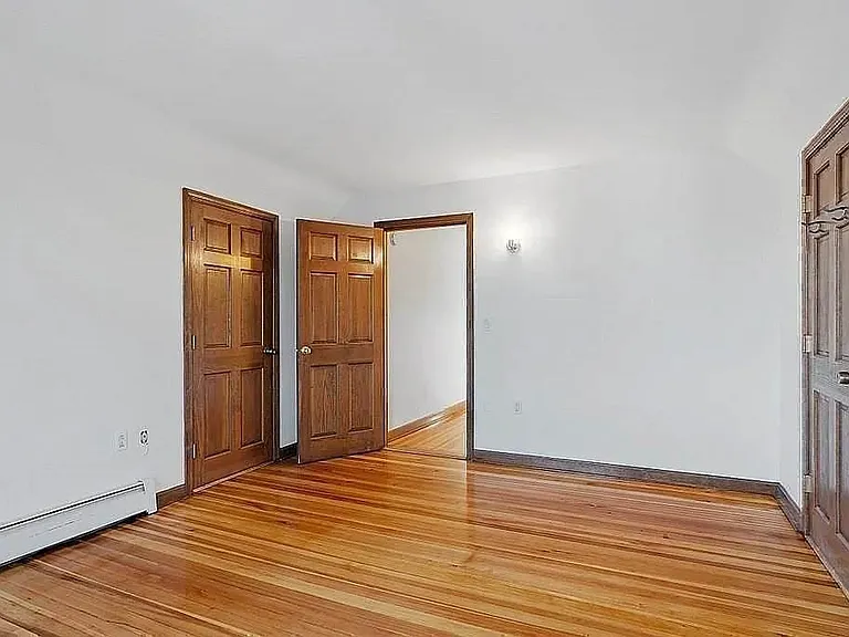 32 Park Ave #2 — Photo 4