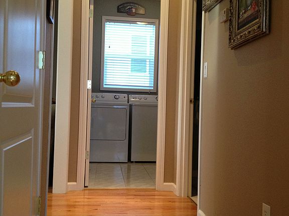 3rd image of 2809 NE 181st Ave