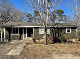 1111 Averitt Ave, Mena, AR 71953
