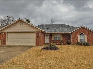 407 Edgehill Ave, Lowell, AR 72745