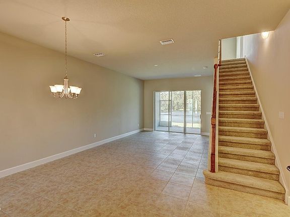 5th image of 785 Aldenham Ln