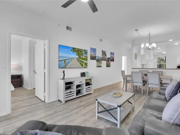 7895 Mahogany Run Ln APT 1416, Naples, FL 34113