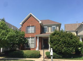 N300 Armstrong Ln, Geneva, IL 60134