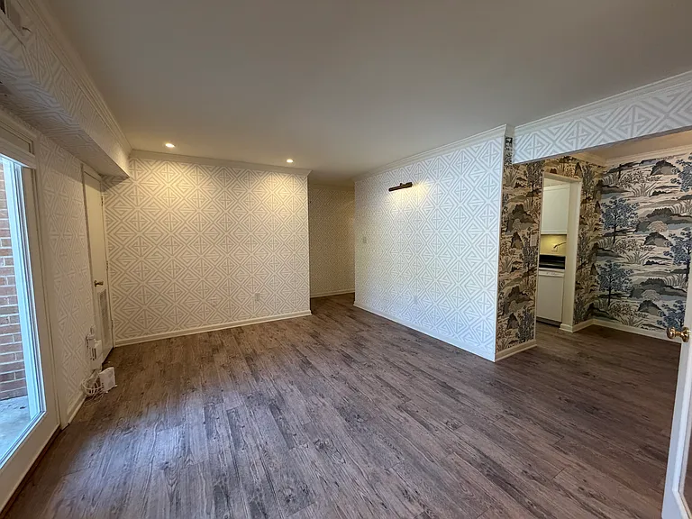 Forestbrook Apartments — Photo 37