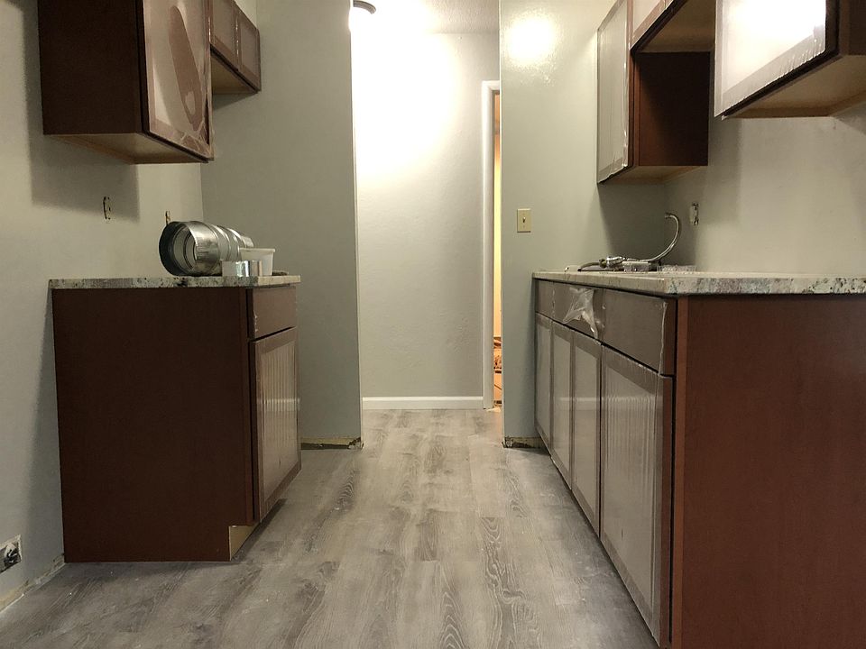 Mcknight Kitchen - Model unit