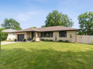7312 Madison Ave, Urbandale, IA 50322