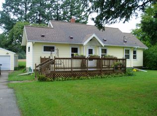 701 Cedar Bend St, Waterloo, IA 50703
