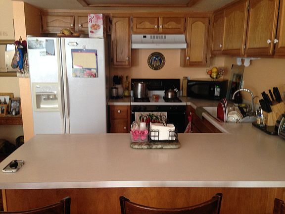 2nd image of 157 Clearwater Ln